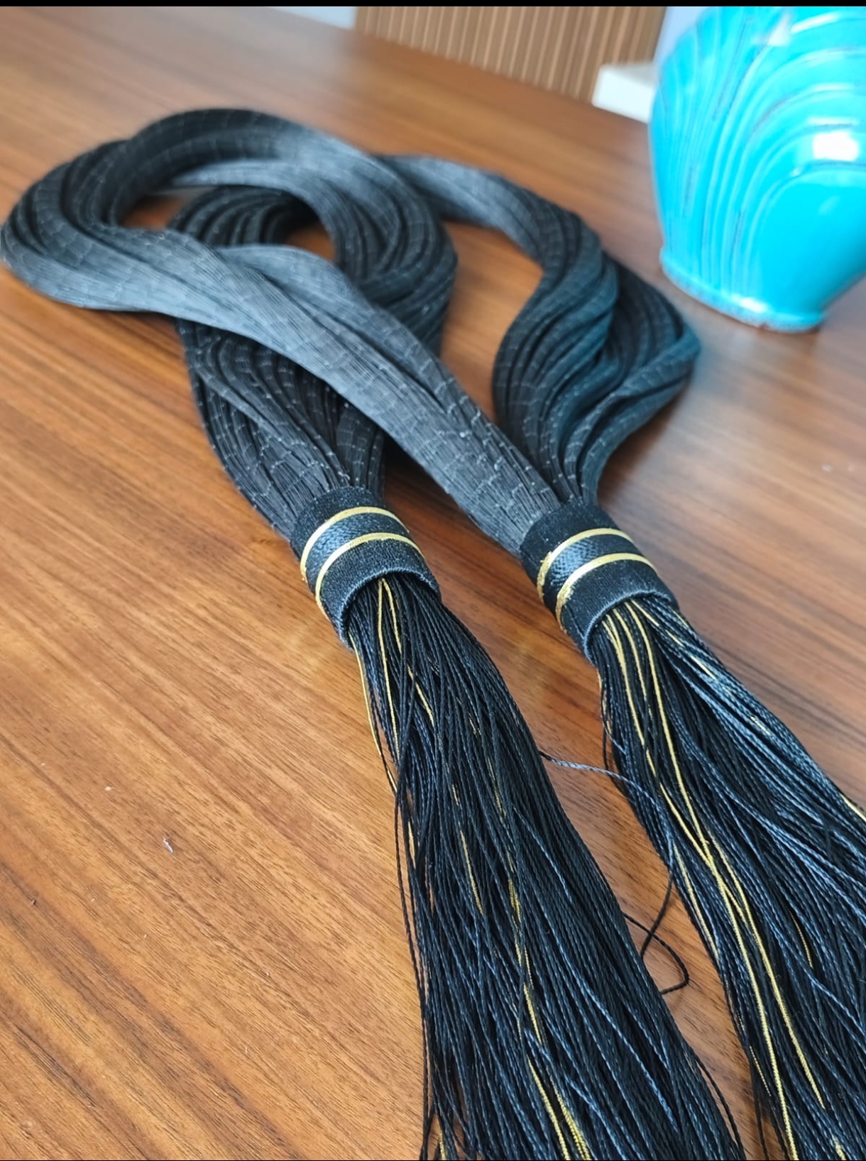 Colar Decorativo de Mesa em Macramê Preto | Design Contemporâneo
