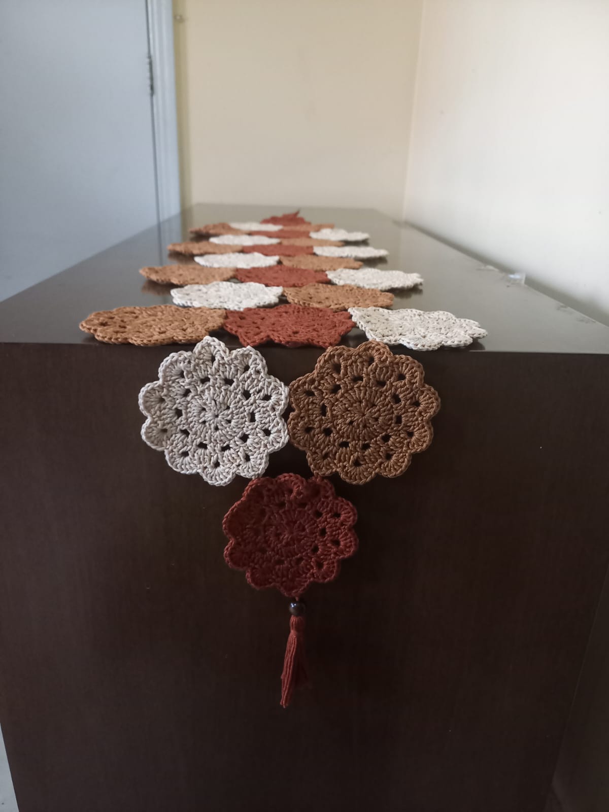Trilho de mesa de crochê