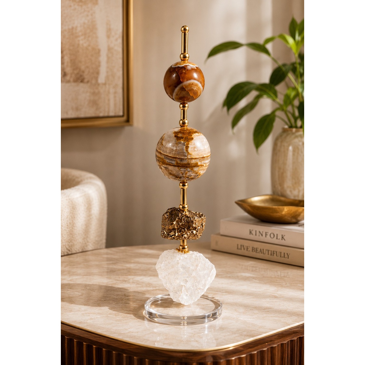 Escultura Decorativa em Ágata Natural com Quartzo Branco e Base Acrílica 32 cm