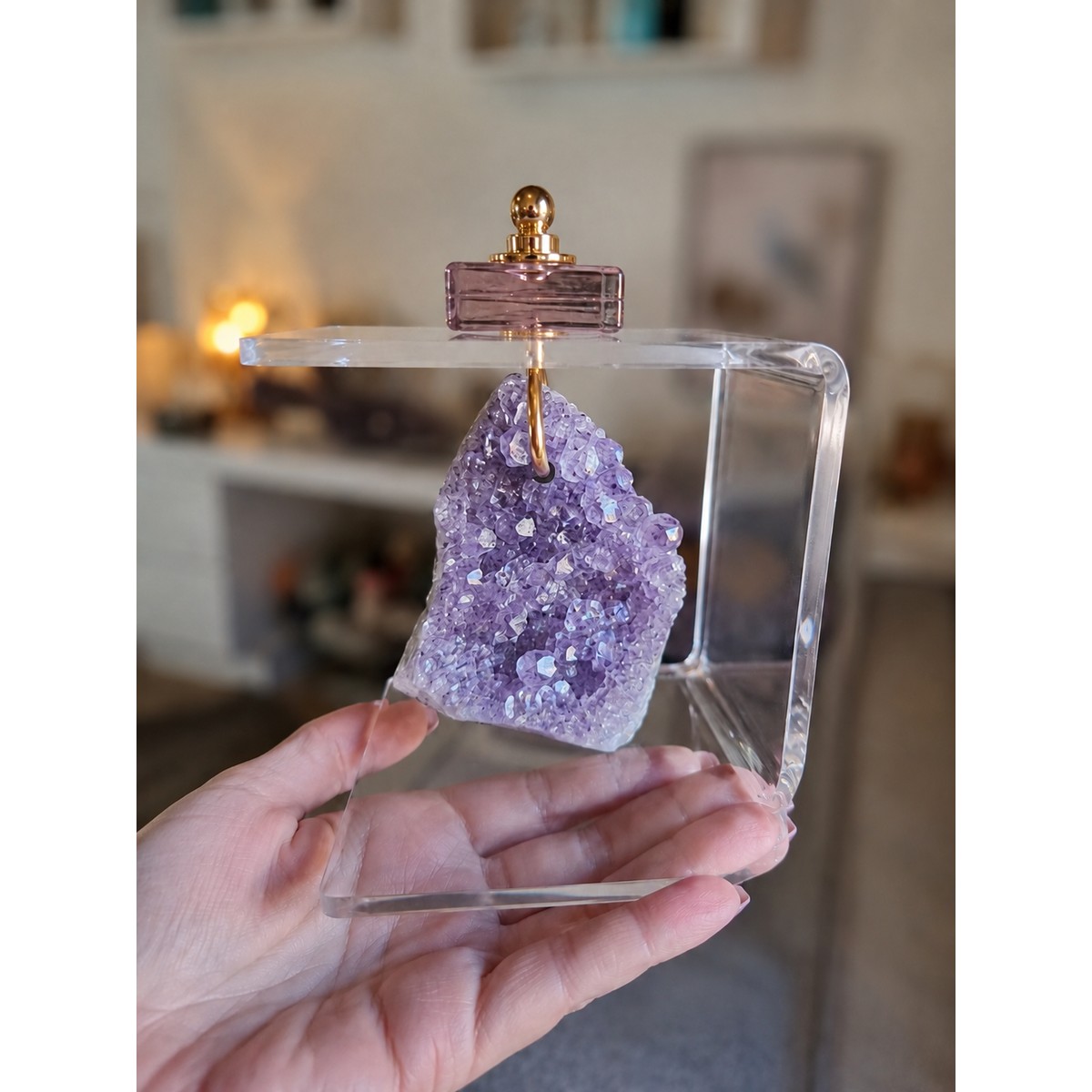 Adorno Decorativo com Drusa Metalizada e Suporte Acrílico
